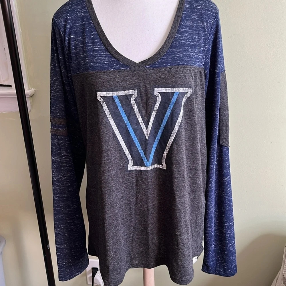 Villanova Wildcats Colosseum Stance Sleeve Stripe Patch Long Sleeve T-Shirt - Picture 3 of 12